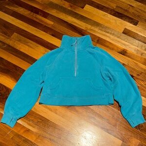 Lululemon Women's blue quarter zip sweatshirt XS/S